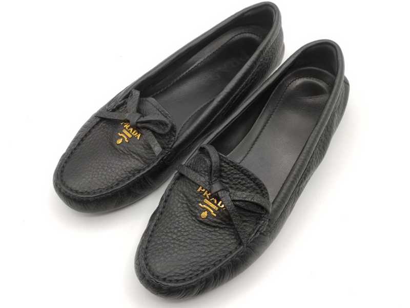 プラダ買取　ドライビングシューズ